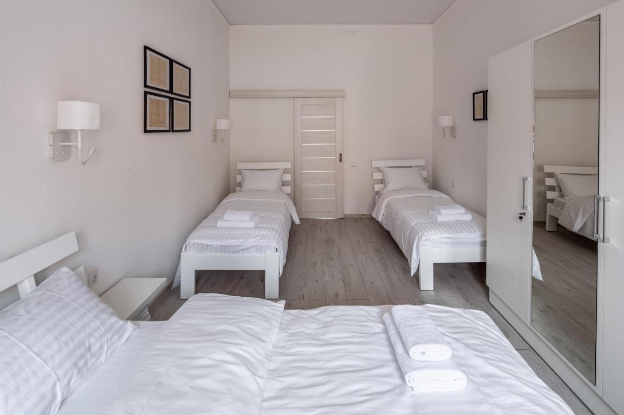 Bookinist Apartment Львів Екстер'єр фото