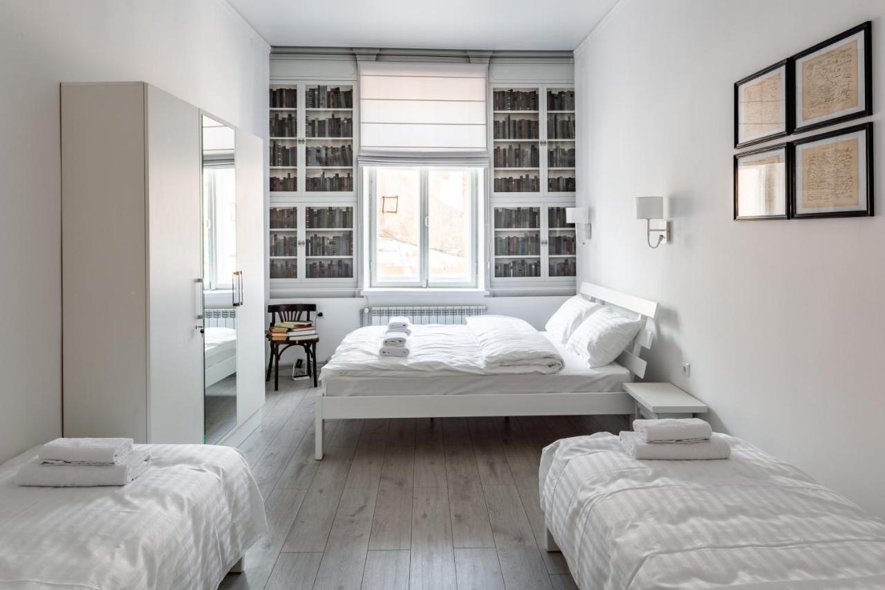 Bookinist Apartment Львів Екстер'єр фото