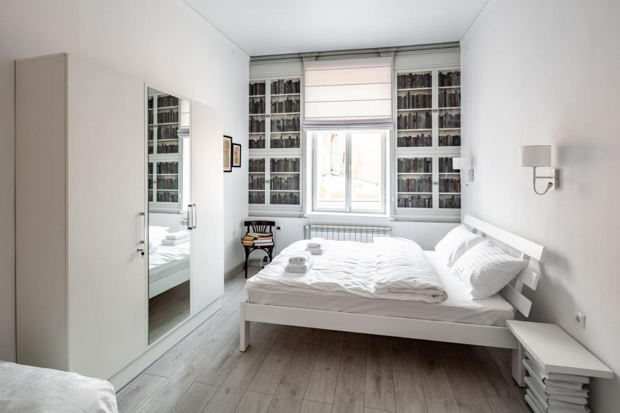 Bookinist Apartment Львів Екстер'єр фото